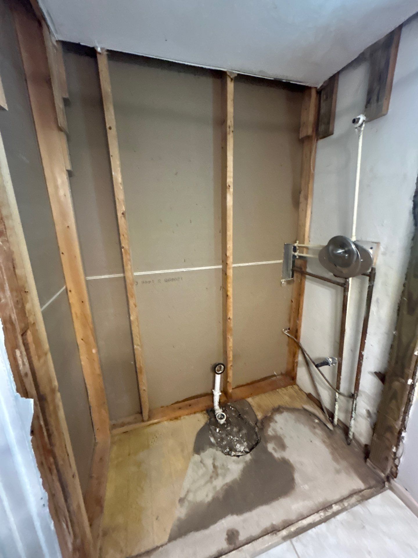 Mold Remediation In Sarasota, FL by Ampm Restoration Services