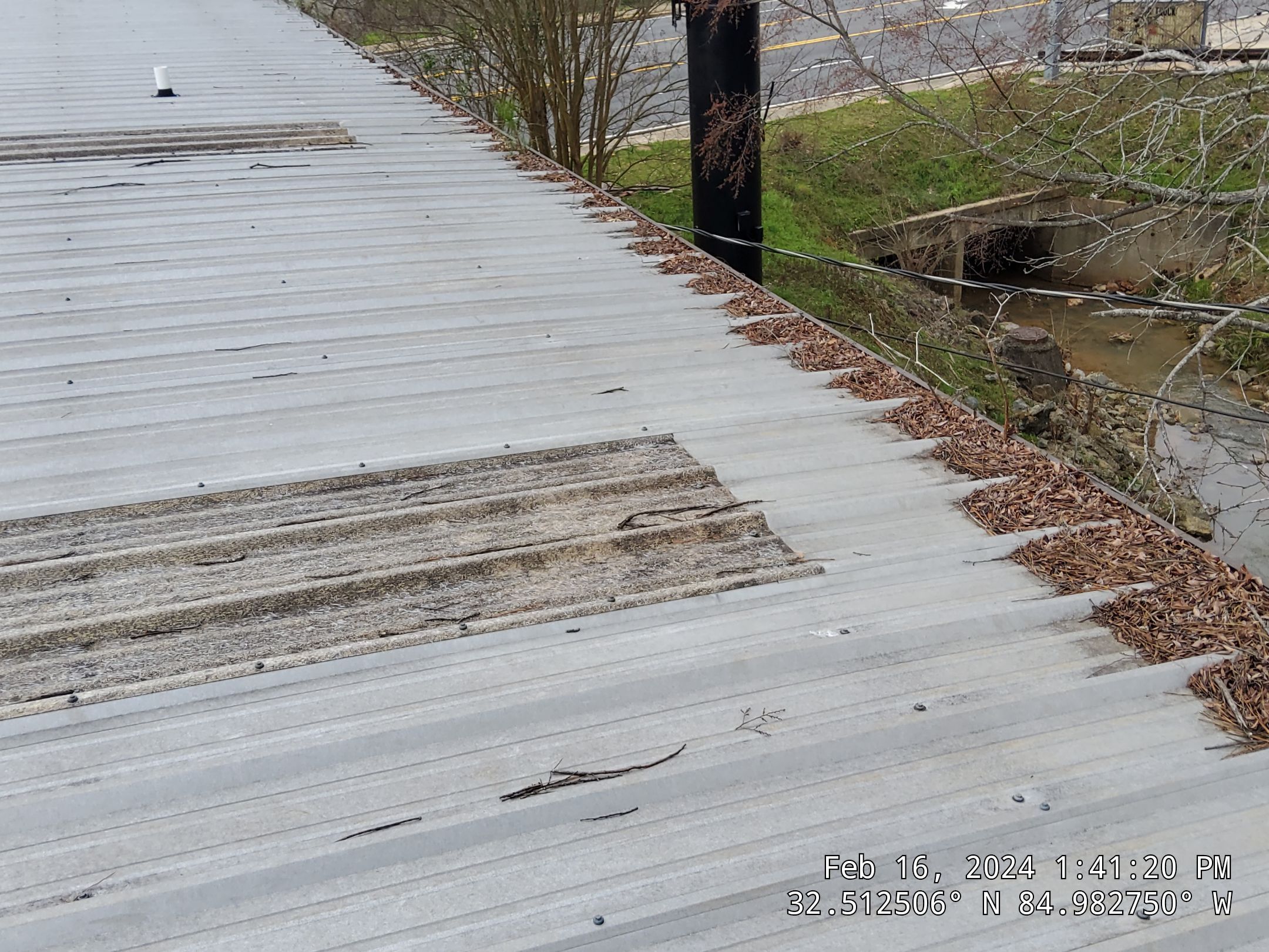 Master Clean Roof and Gutter Cleaning by iGreen Solutions