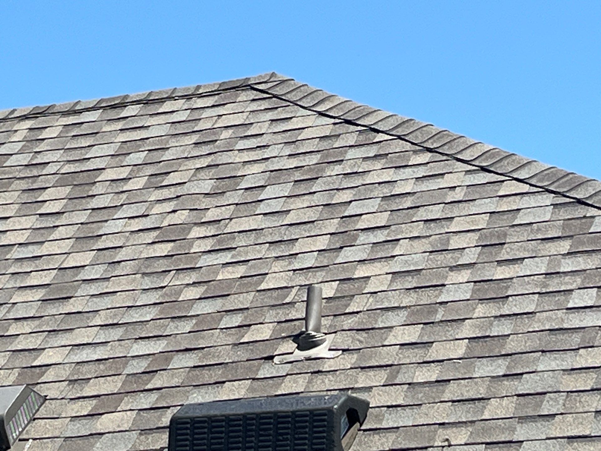 Pink Brick/WW Shingle by Tejas Roofworks + Restoration