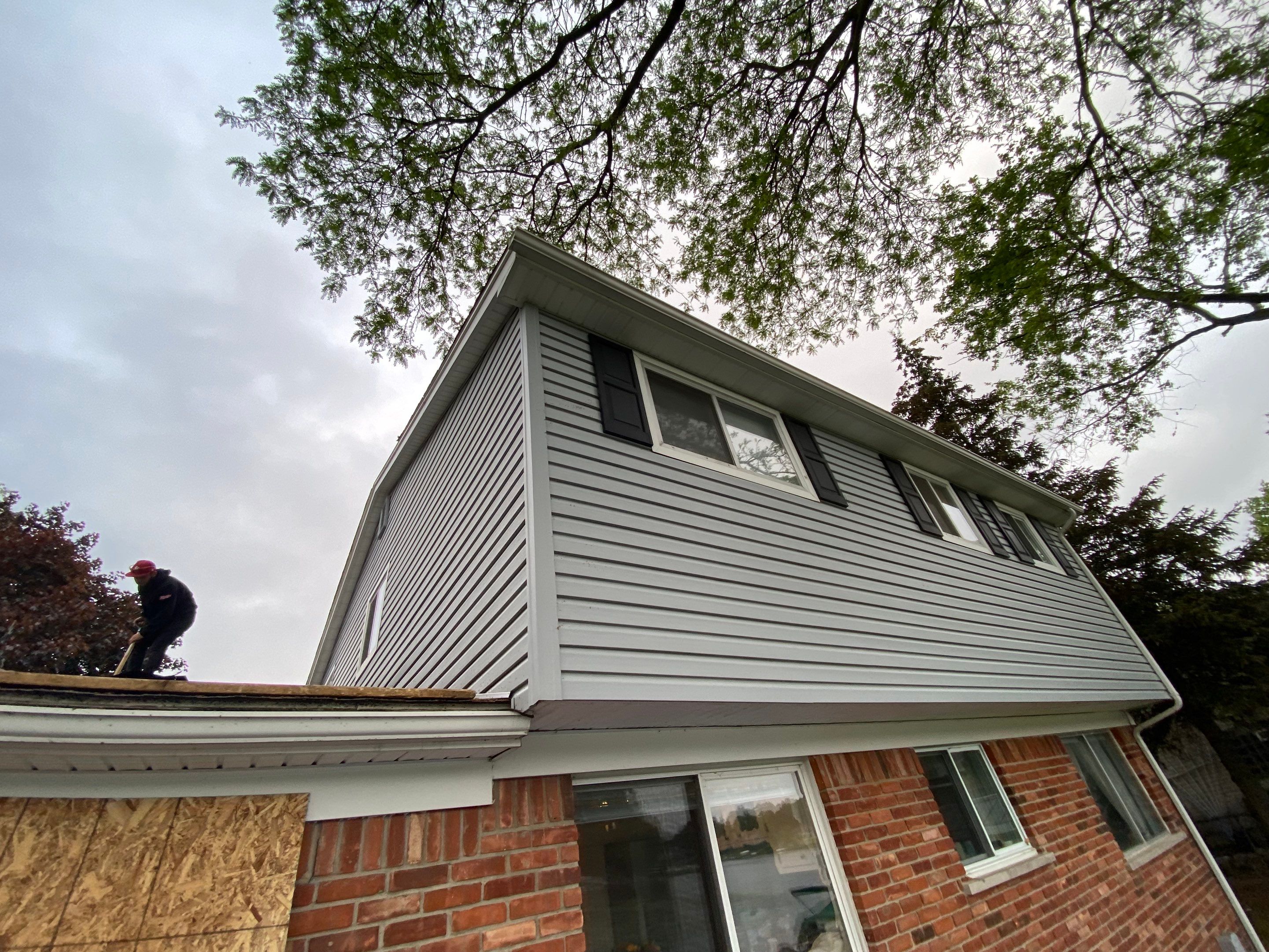 Roof Replacement using CertainTeed Landmark by 180 Contractors