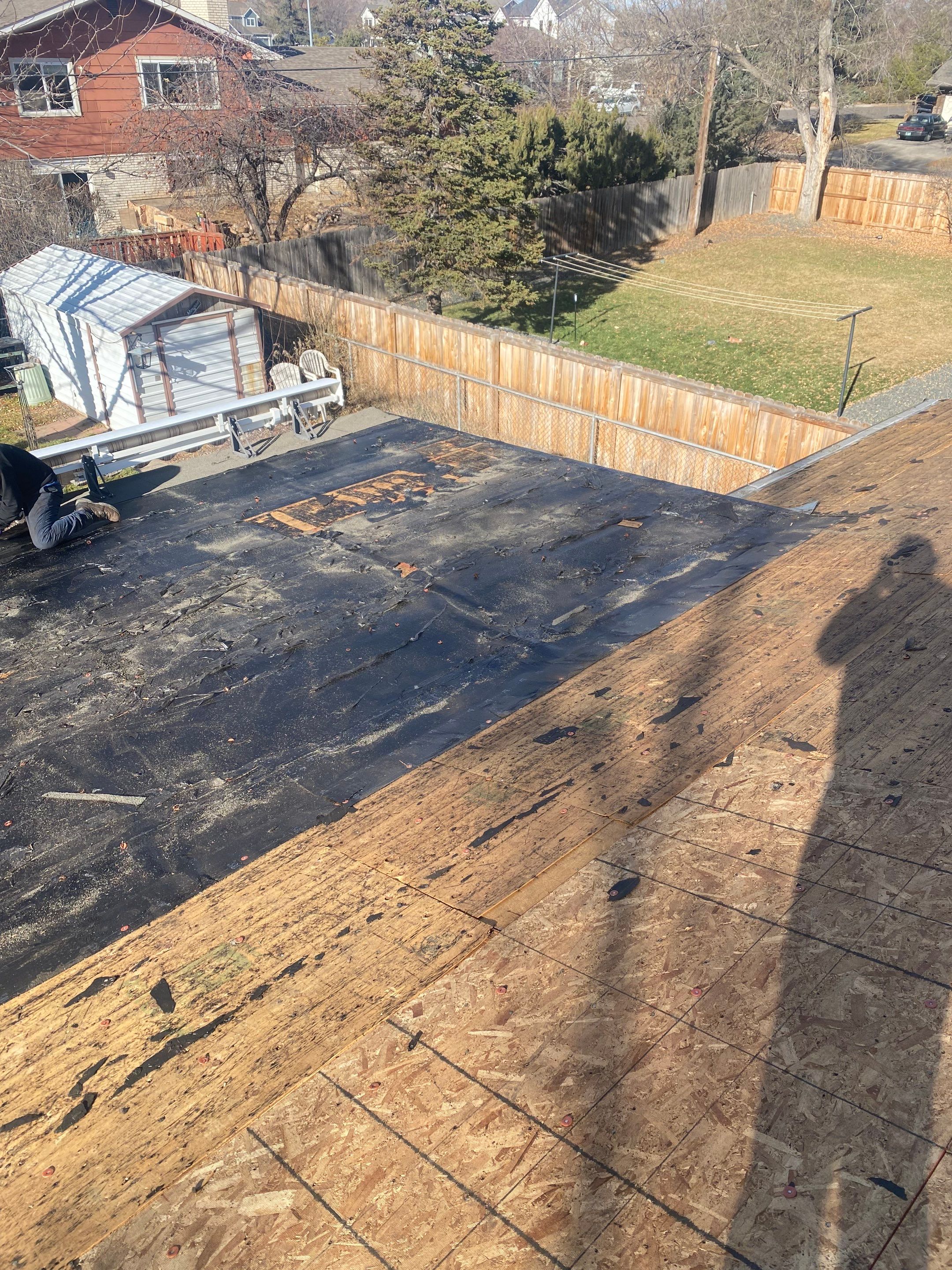 Resdiental Hail Damage Roof Replacement using Certainteed Northgate Class 4 Impact Resistant "Weathered Wood" color by Black Belt Roofing