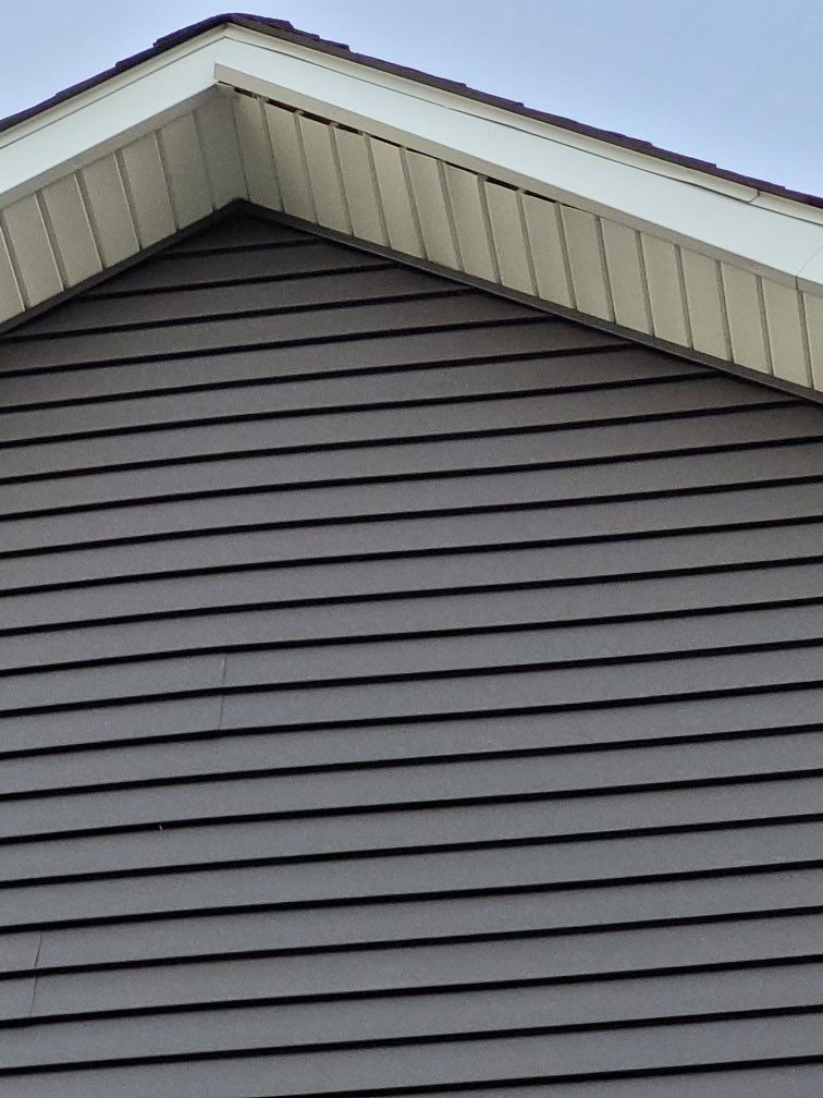 Siding Replacement using Certainteed Restoration Classic D4 by 180 Contractors