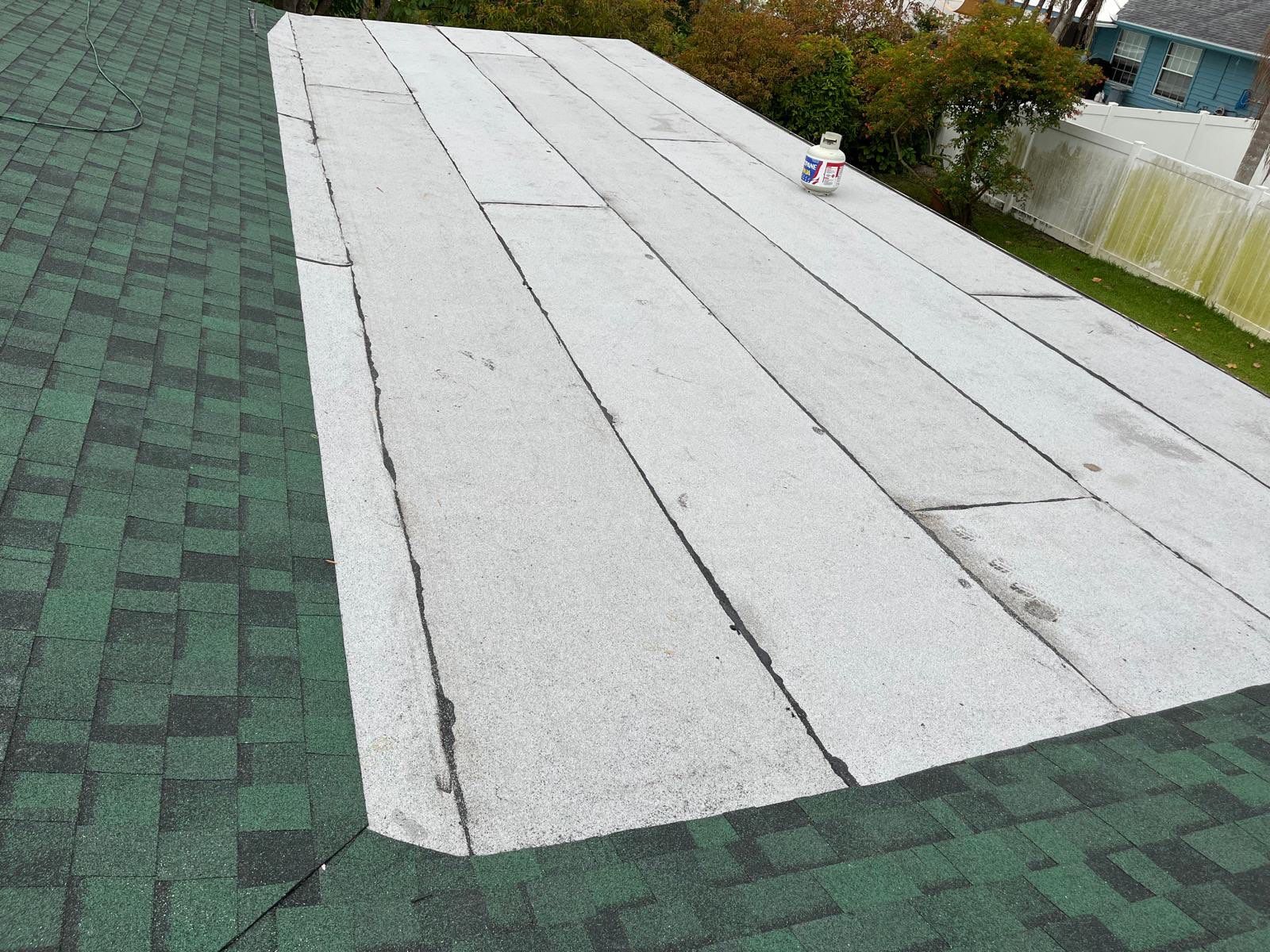 Project in St. Petersburg 33709 by Mitchell Roofing Company LLC 