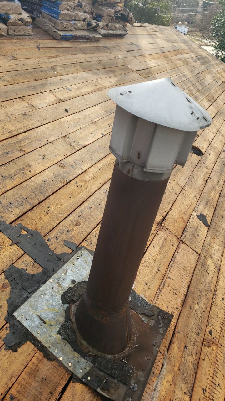 Fairfax: CertainTeed Landmark Pro Designer Shingles in Max Def Charcoal Black by RM Banning, Inc.