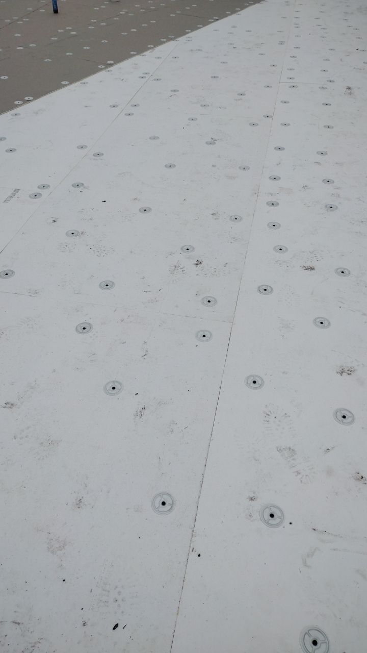 Commercial flat roof parma by Absolute Roofing and Construction