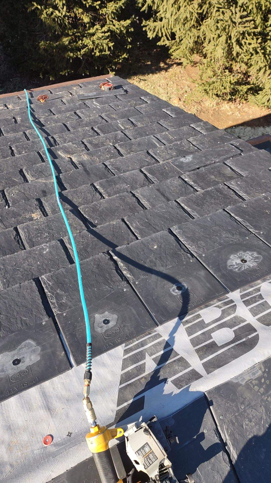 DaVinci Artificial Slate by Roof Right Inc