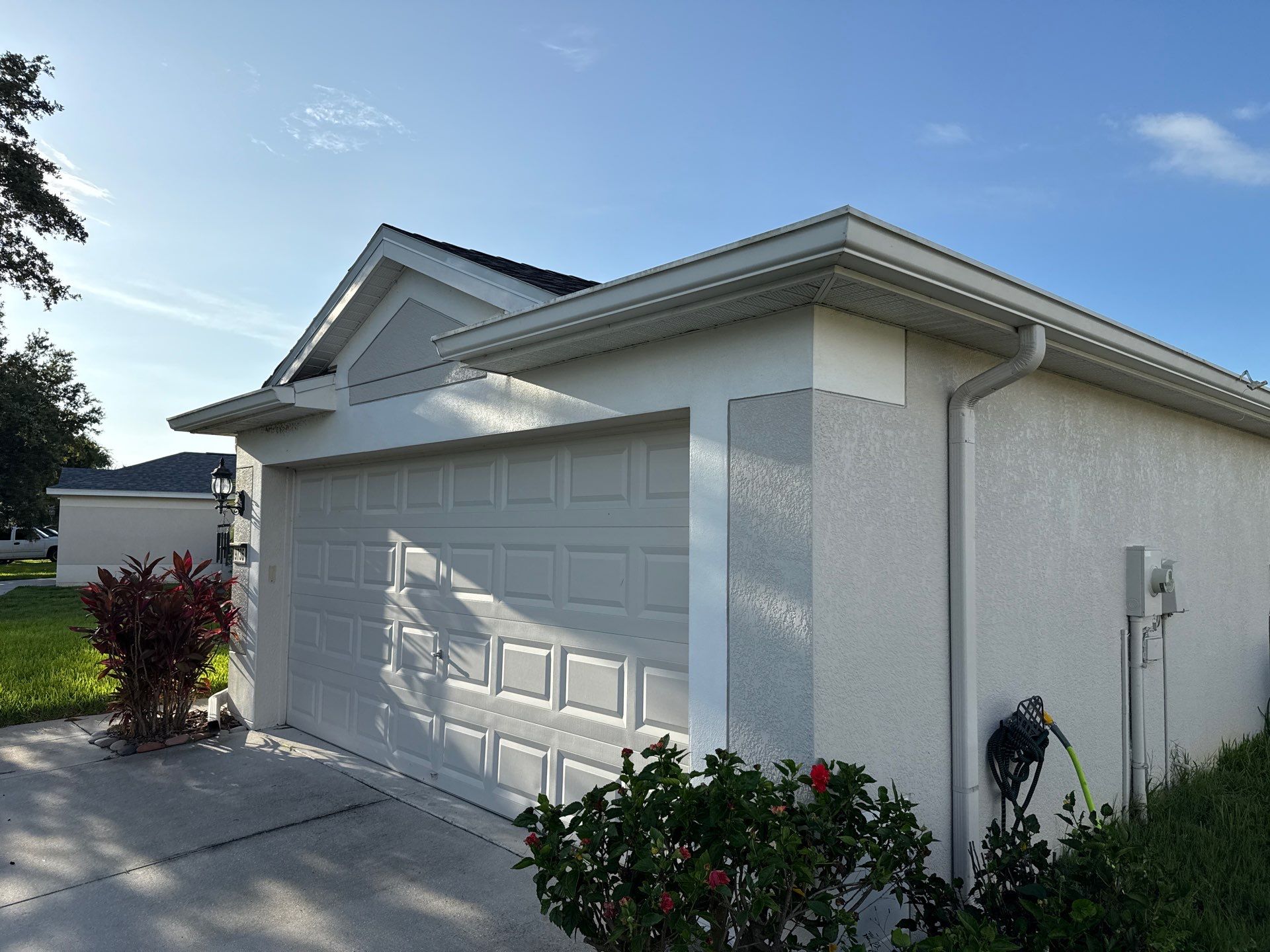 Complete House & Concrete Cleaning in Harrison Ranch Community – Parrish, FL by Sunshine AquaWash