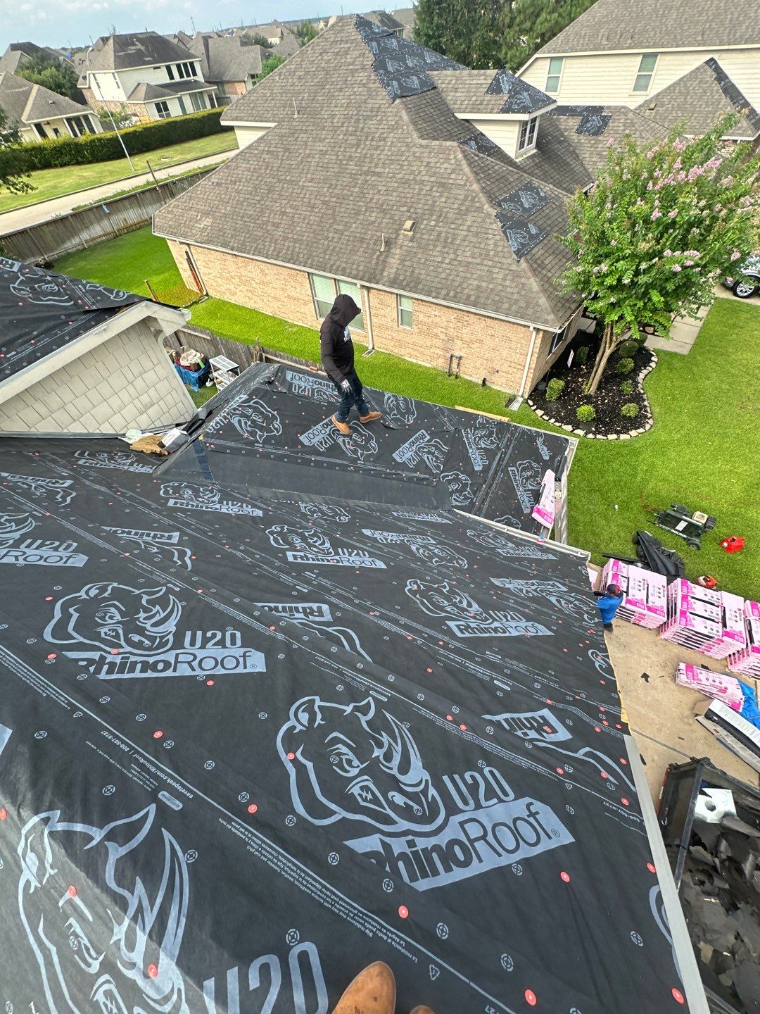 Residential Roofing Installation using Owen's Corning Duration (Lifetime) Shingles by Roof Repair Company