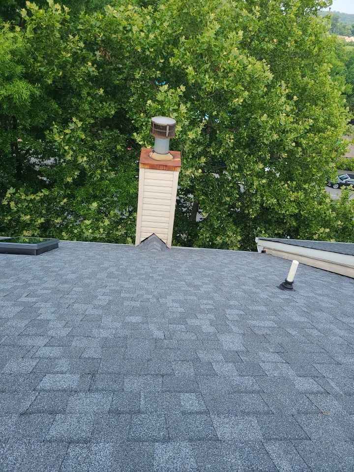 Sterling: CertainTeed Landmark Designer Shingles in Pewter by RM Banning, Inc.