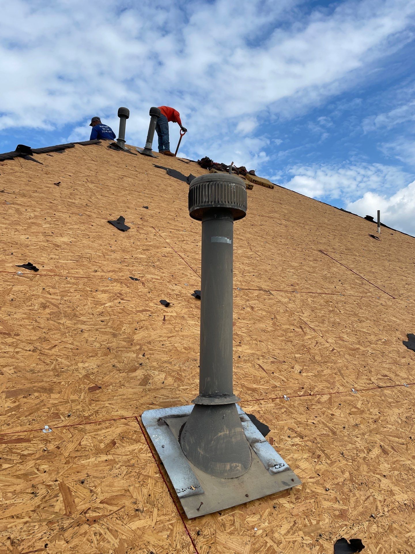 Residential Roofing Installation using Owen's Corning Duration (Lifetime) Shingles by Roof Repair Company