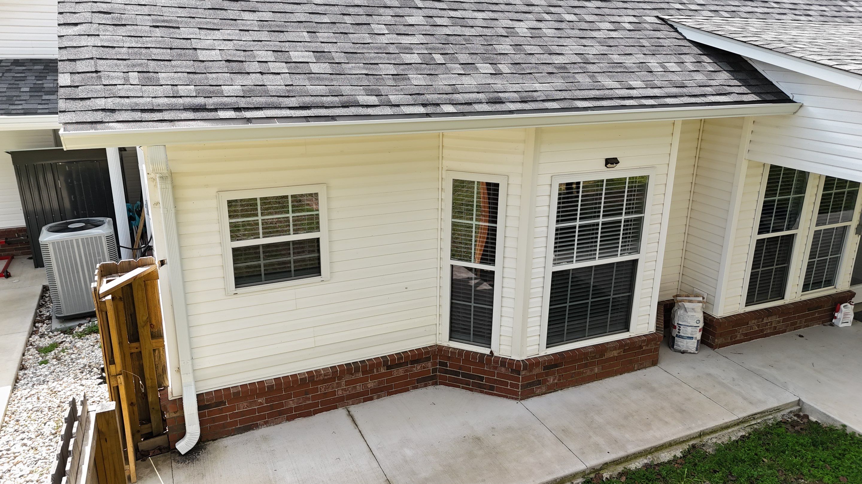 Residential Gutter Replacement - Umpire, AR by Hostetler Roofing