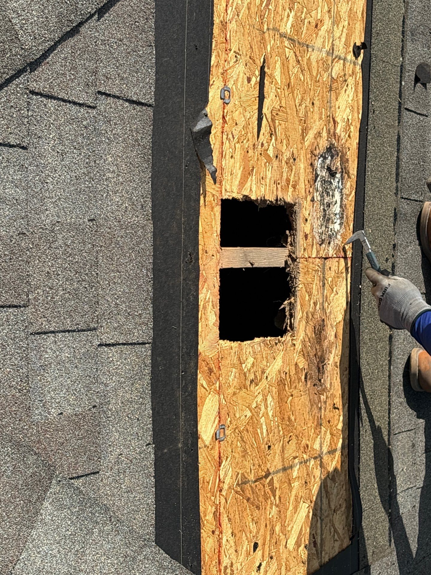 Residential Roofing Installation using Owen's Corning Duration (Lifetime) Shingles by Roof Repair Company
