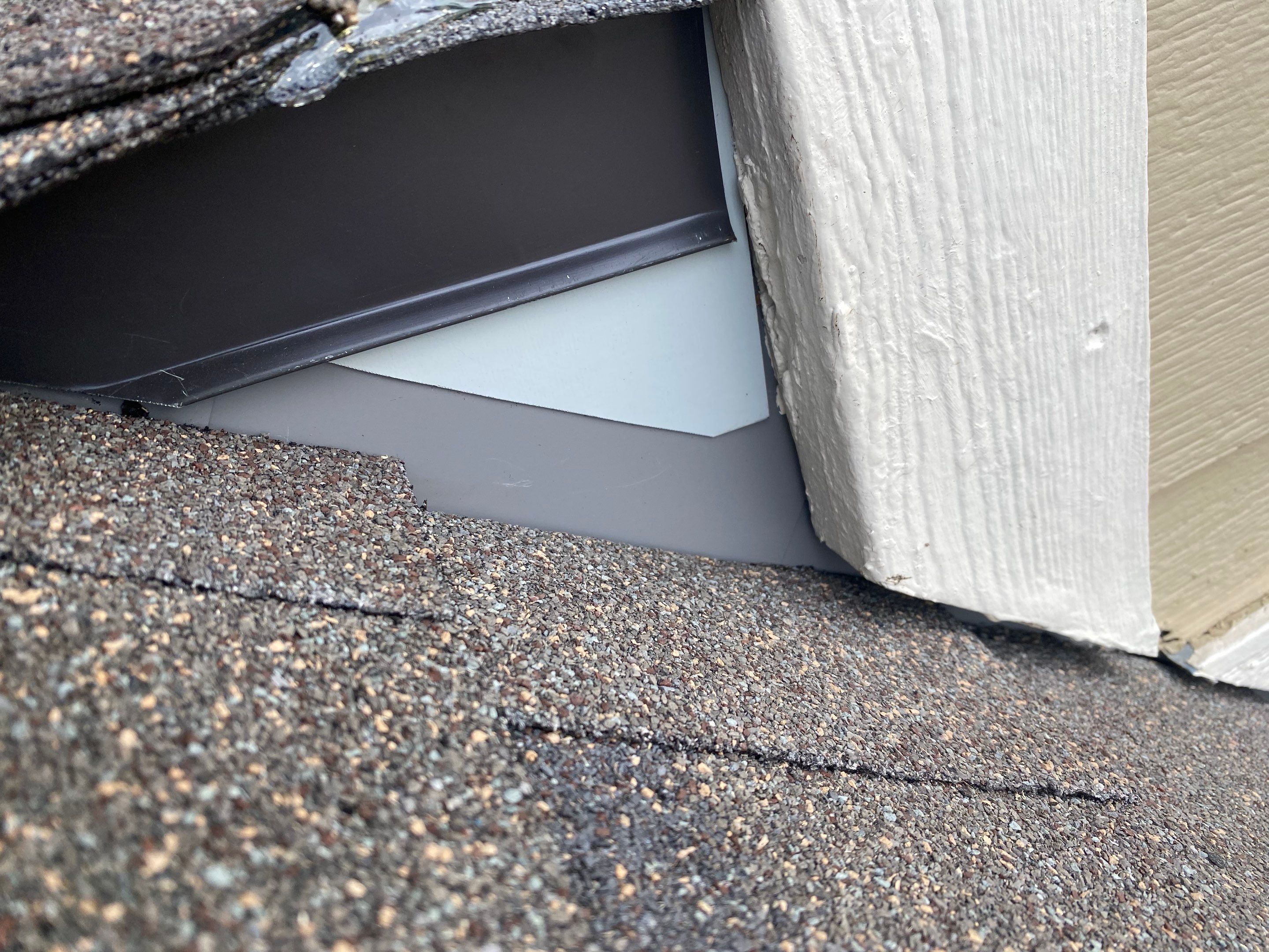 Resdiental Hail Damage Roof Replacement using Atlas Pinnacle Class 4 Impact Resistant "Weathered Wood" color by Black Belt Roofing