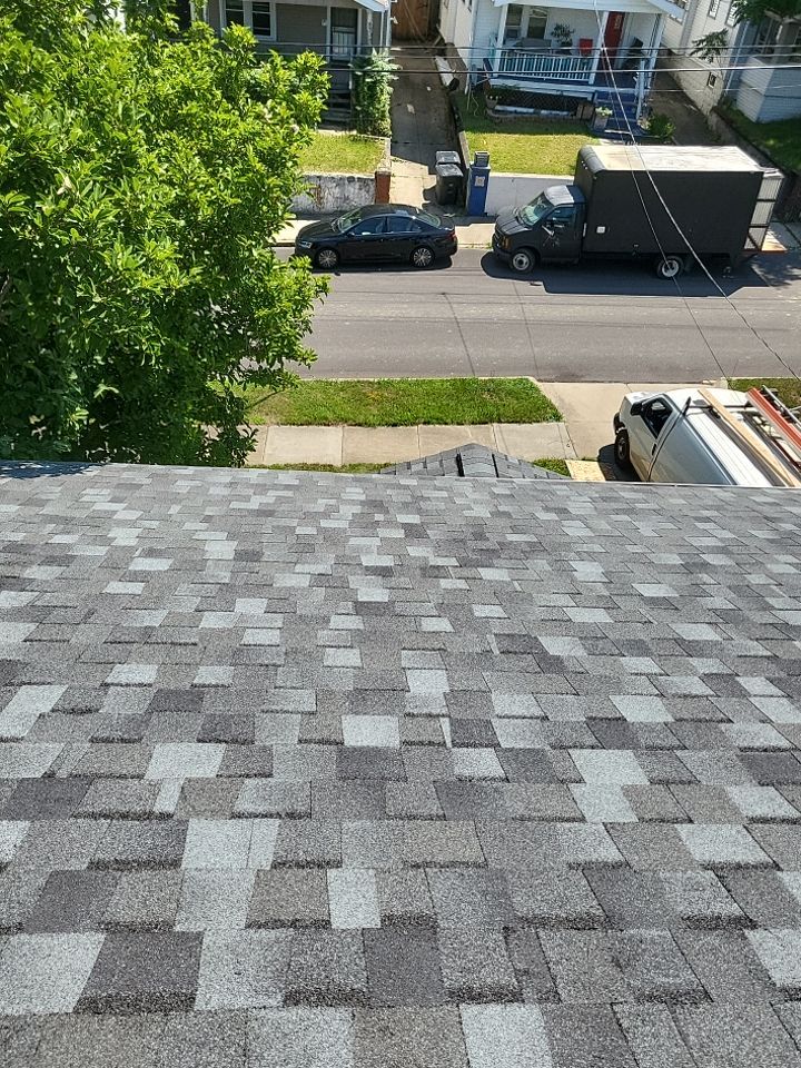 ATLAS PINNACLE COLOR: COASTAL GRANITE by Eagle Eye Roofing