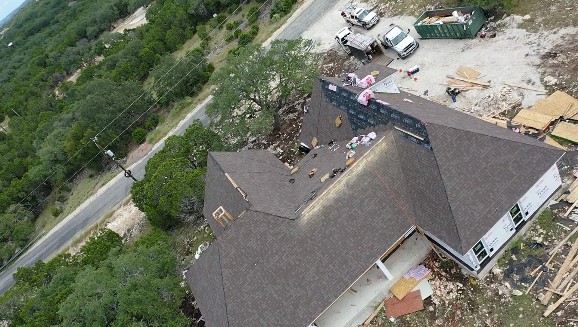New Home Construction using Owens Corning 30 year Architectural Shingles by Premier Roofing and Contracting