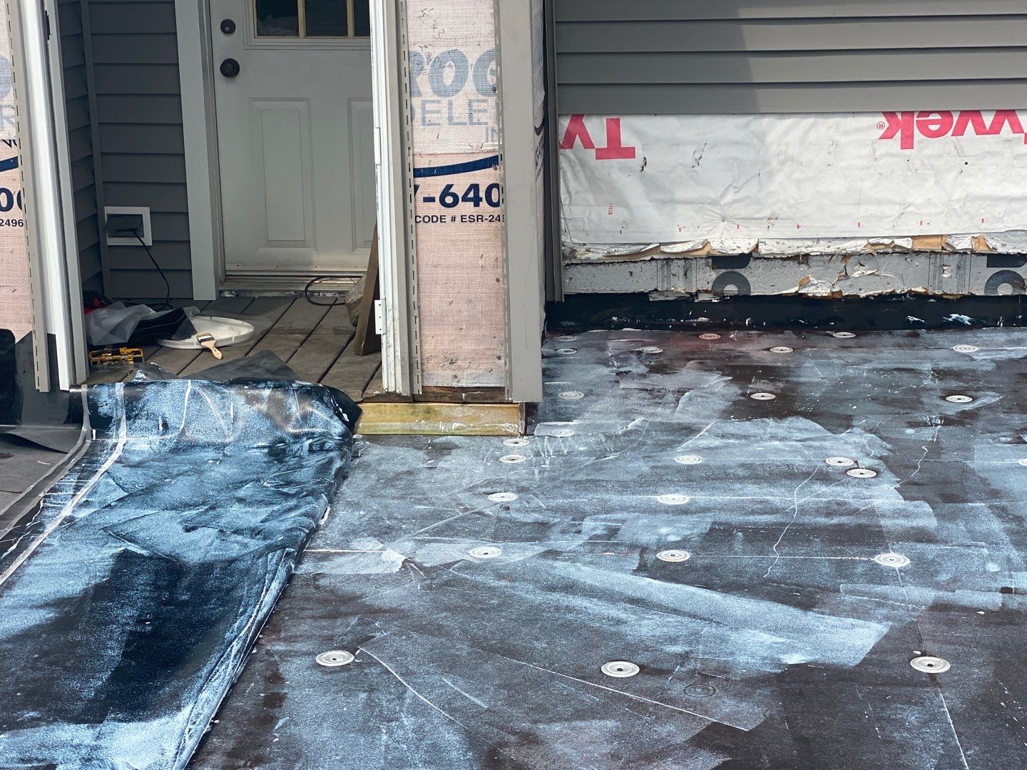 Deck Installation using trex over epdm roof by A Plus Exterior