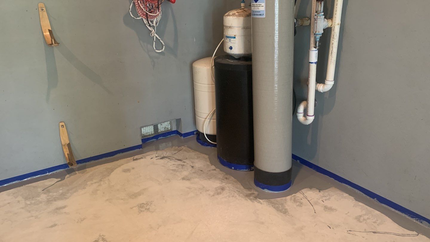 Lake McQueeny by TORO Garage Co