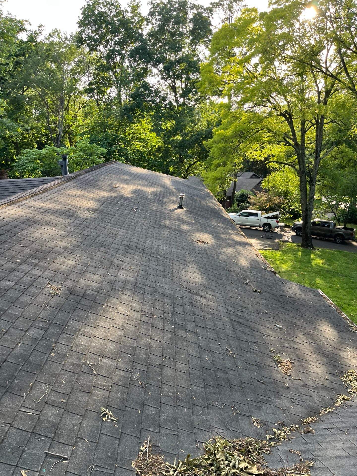 Thunderstorm Grey - Strong by BayCo Roofing