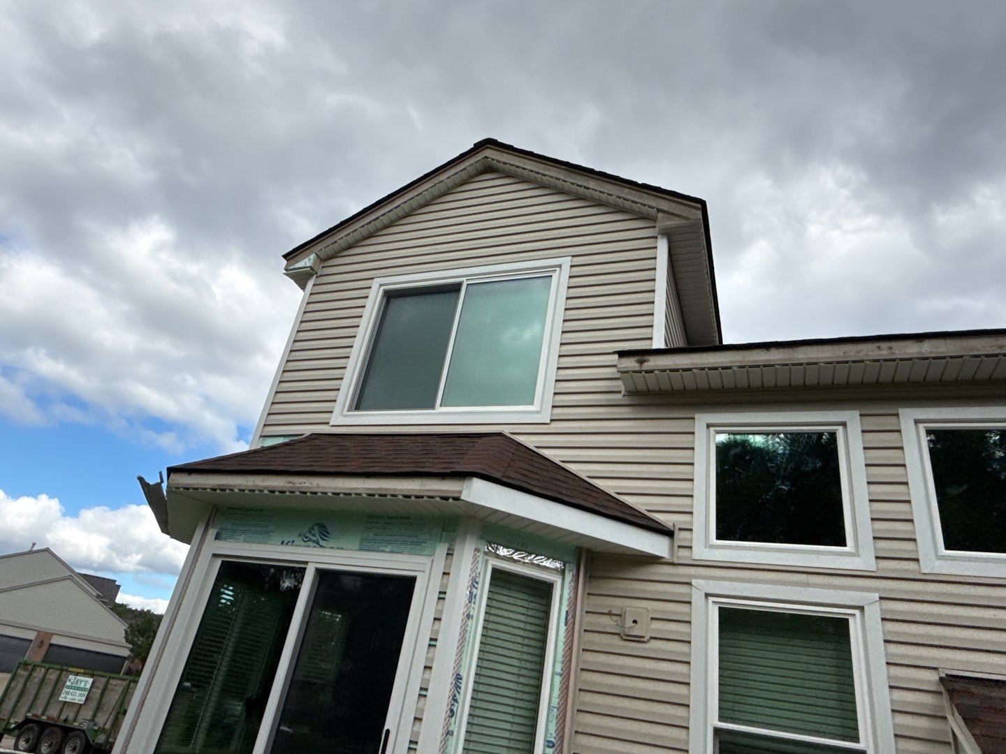 Siding Replacement using Alside D4 Odyssey-Plus Dutchlap Tuscan Clay by 180 Contractors