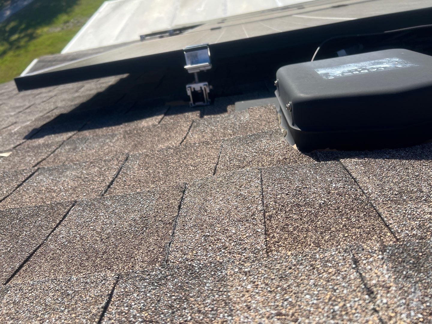 Owens Corning Designer Series (Summer Harvest) by RoofGuru AI LLC