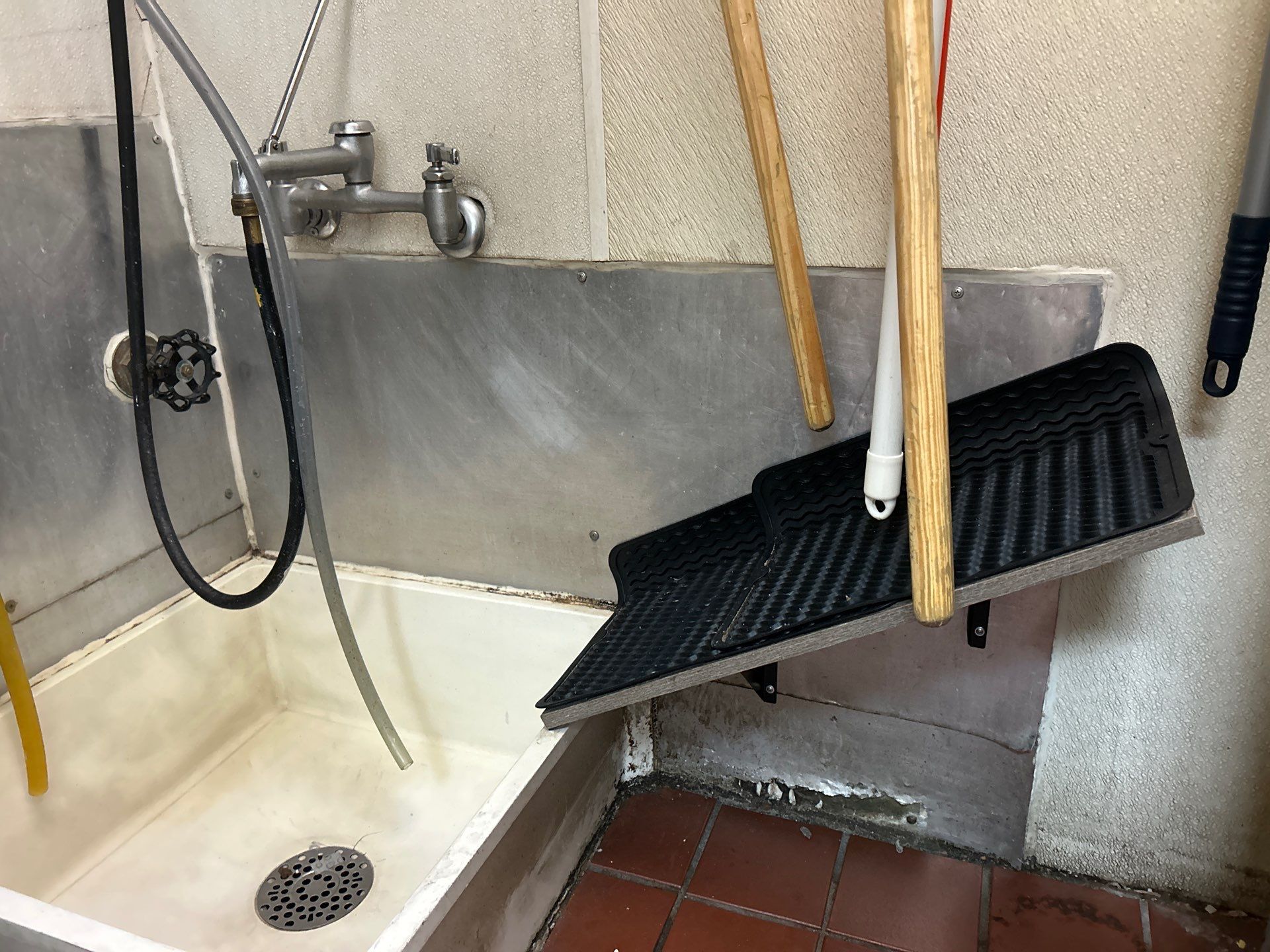 Tile work by Handyman State LLC