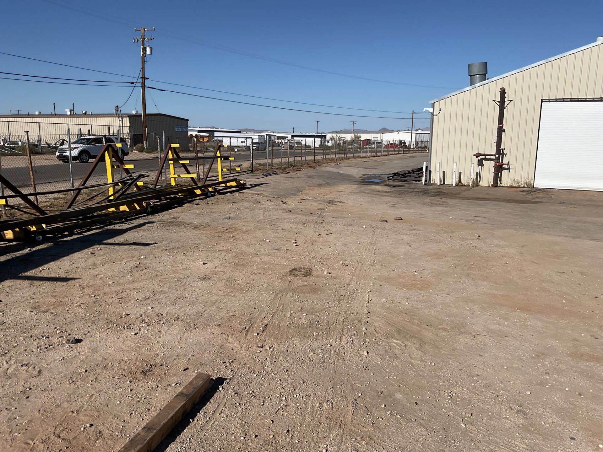 Commercial fence installation by Fence Guys Inc.