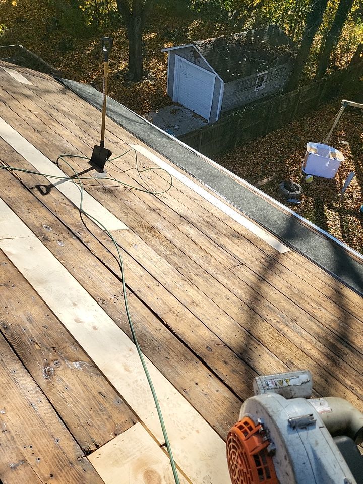 ATLAS PINNACLE COLOR: PRISTINE SCOTCHGARD HEARTHSTONE DRIP EDGE: BLACK by Eagle Eye Roofing