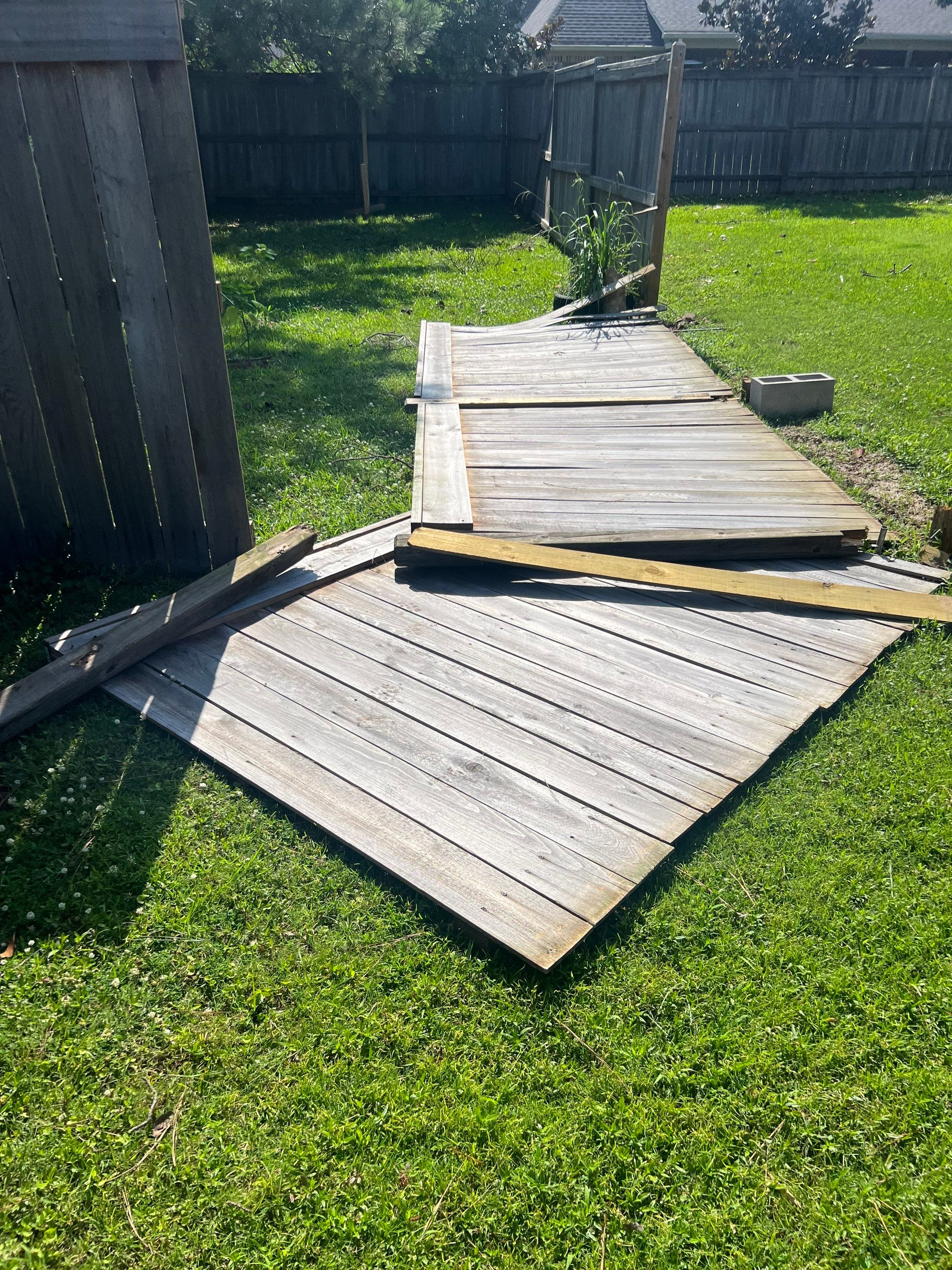 6ft Cedar Good Neighbor Fence Repair by Roberson Construction LLC