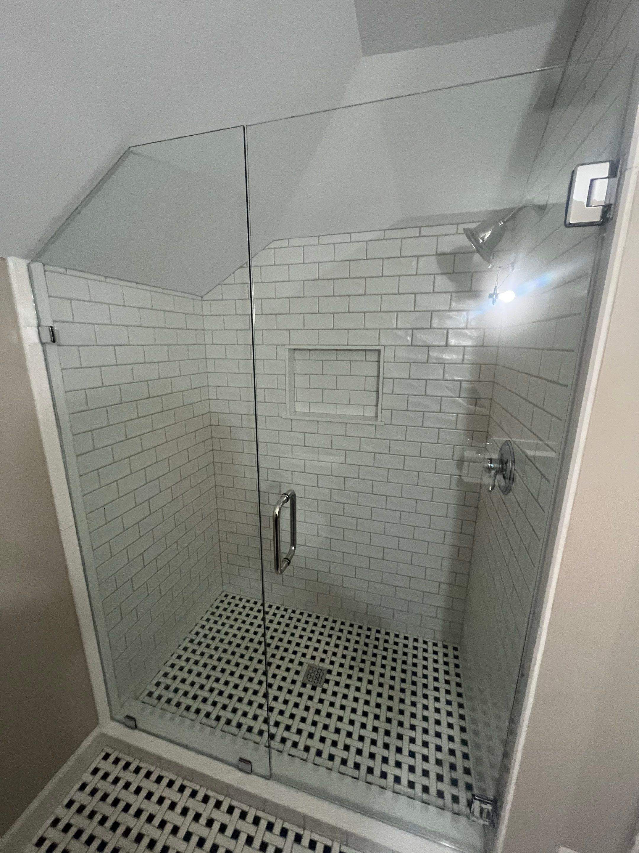 Shower Pictures by Custom Glass Service