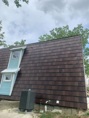 EDCO Arrowline SHAKE HD Metal Roof on Historic Gambrel Home in Decatur, Indiana