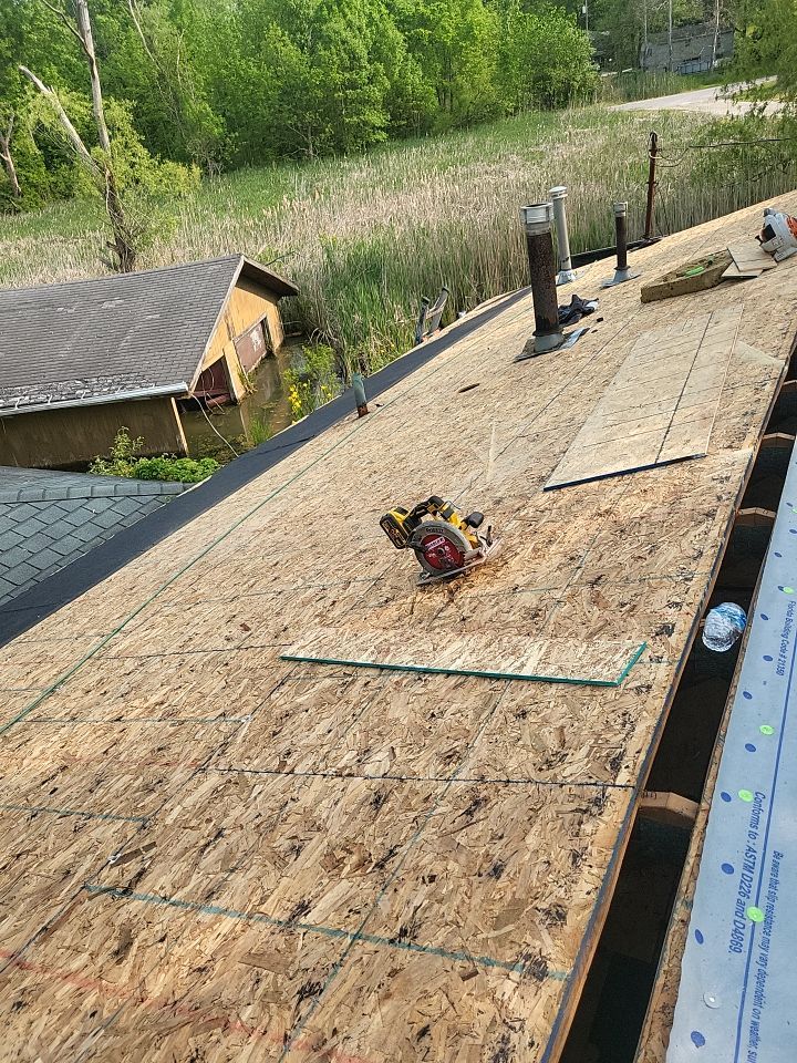 ATLAS PINNACLE COLOR: MORNING HARVEST by Eagle Eye Roofing