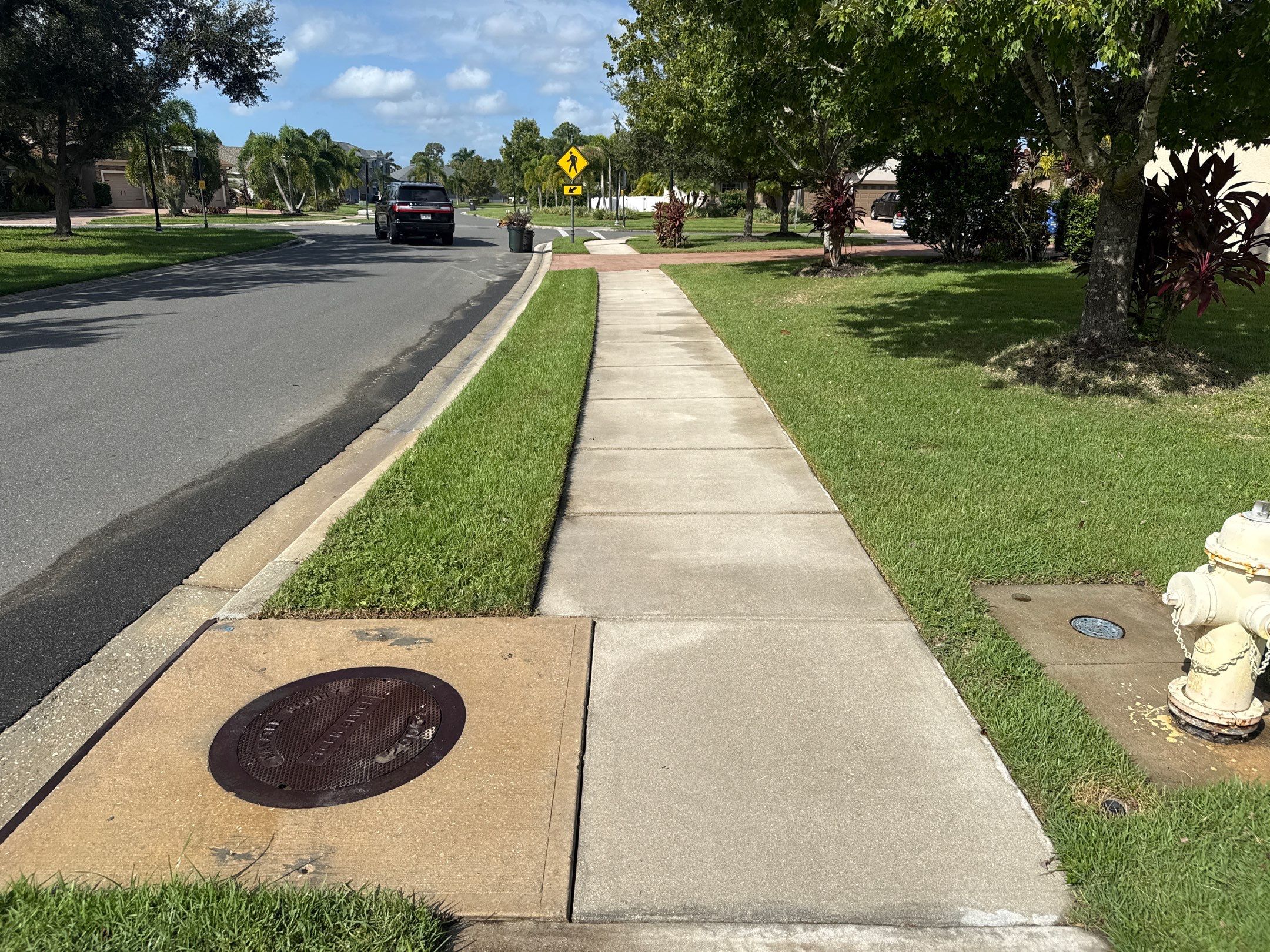 Paver Driveway & Sidewalk Cleaning – Oakleaf Hammock, Ellenton, FL by Sunshine AquaWash