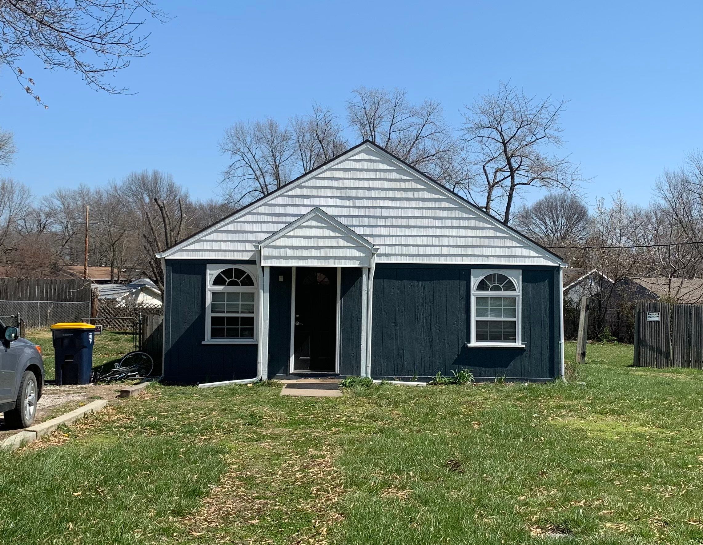 Siding Installation using Shake Siding by EEC Windows, Siding & Roofing