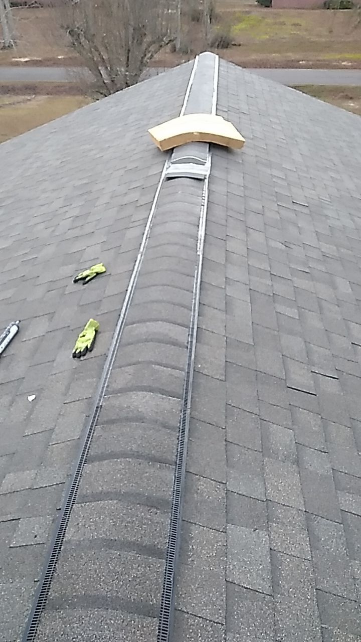 Residential Roofing Installation using Owens Corning Oakridge- Williamsburg Gray by Indigo State Roofing