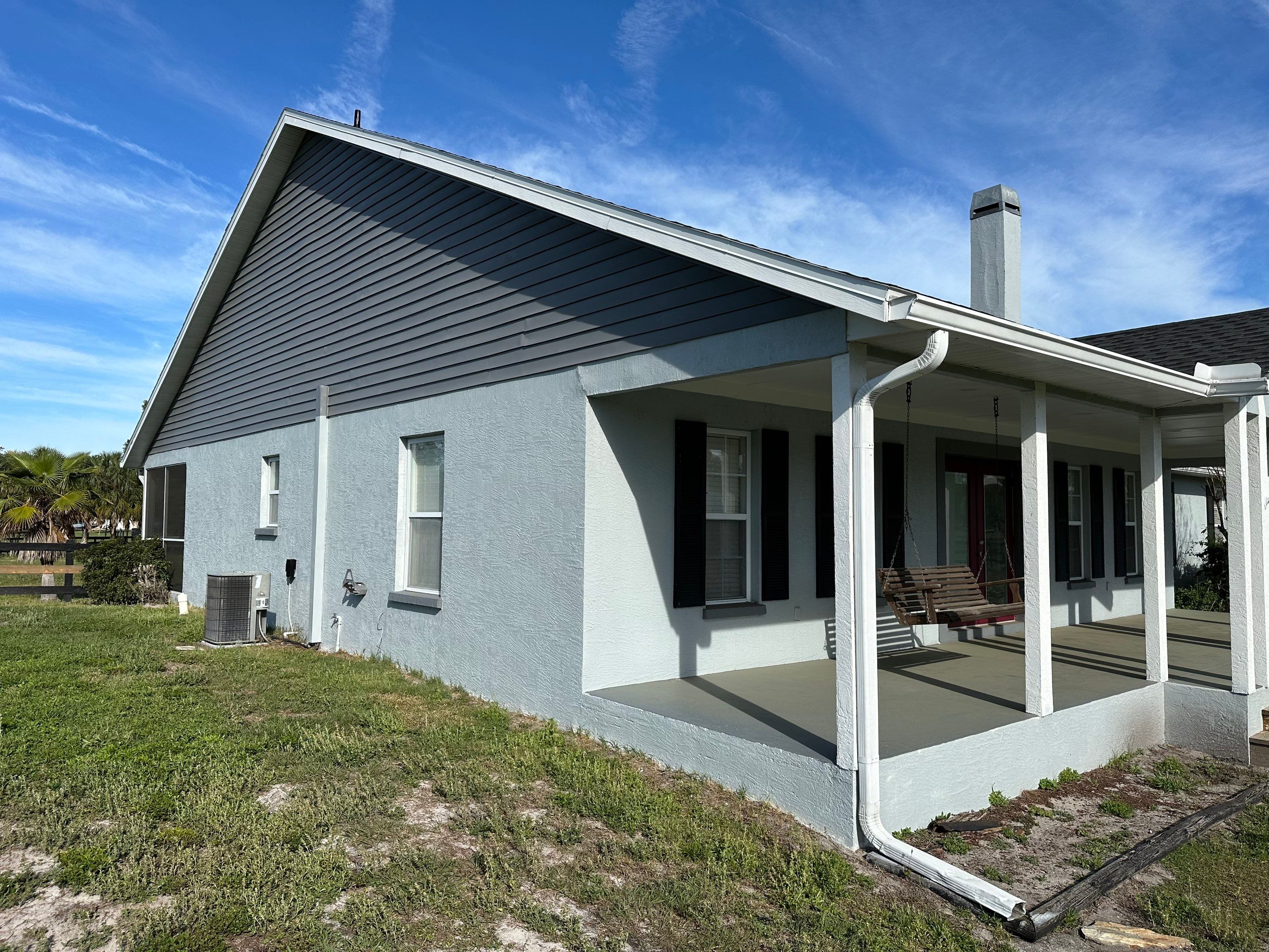 Vinyl Horse Fence & Concrete Pier Cleaning at Lesley Cox Equestrian, Parrish, FL | Sunshine AquaWash by Sunshine AquaWash