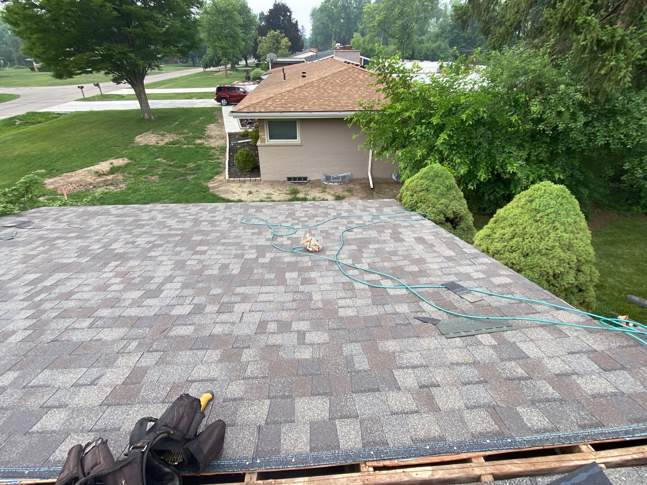 Roof Replacement using CertainTeed Landmark Weathered Wood by 180 Contractors