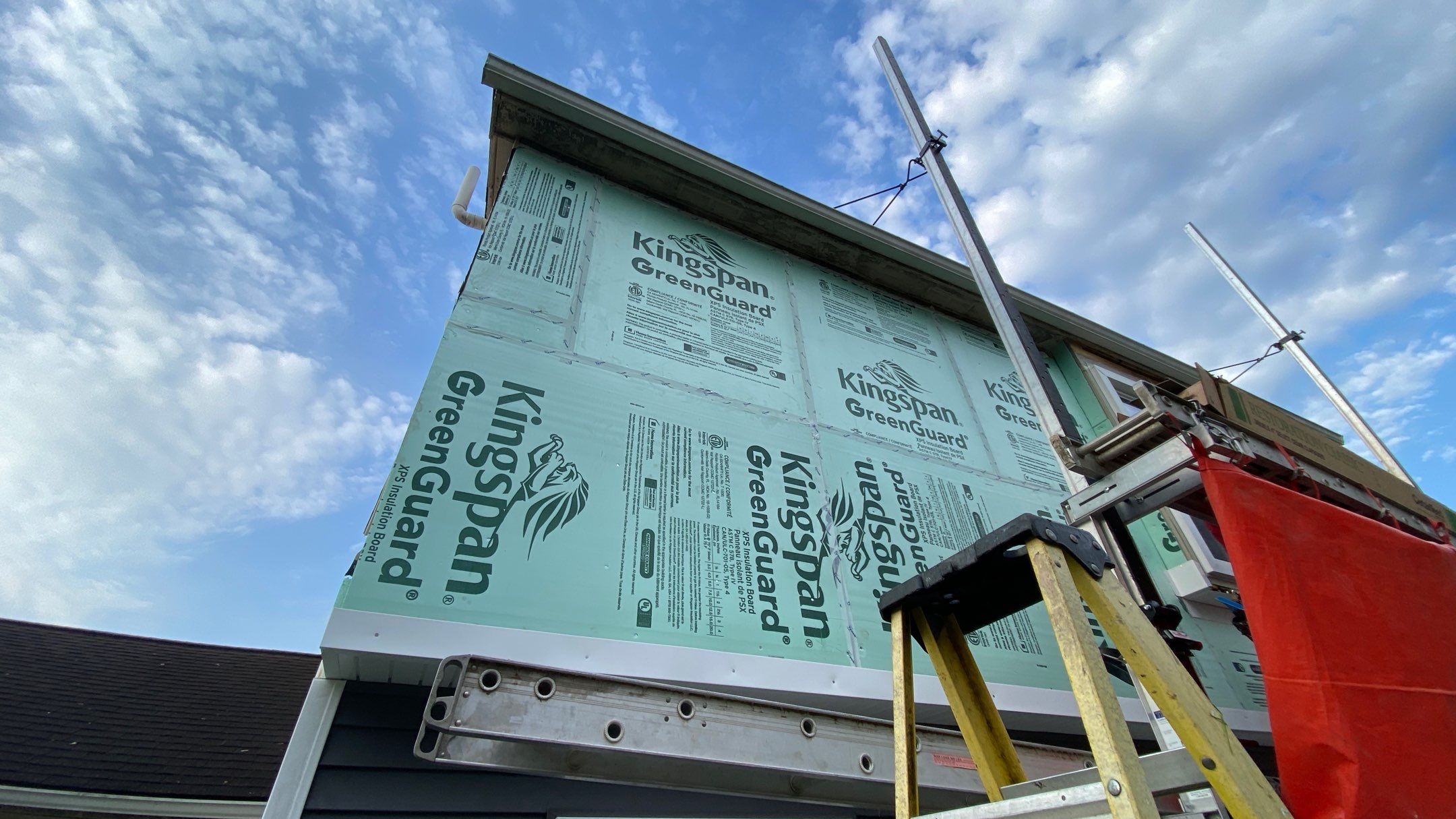 Siding Replacement using CertainTeed Restoration Classis D4 by 180 Contractors