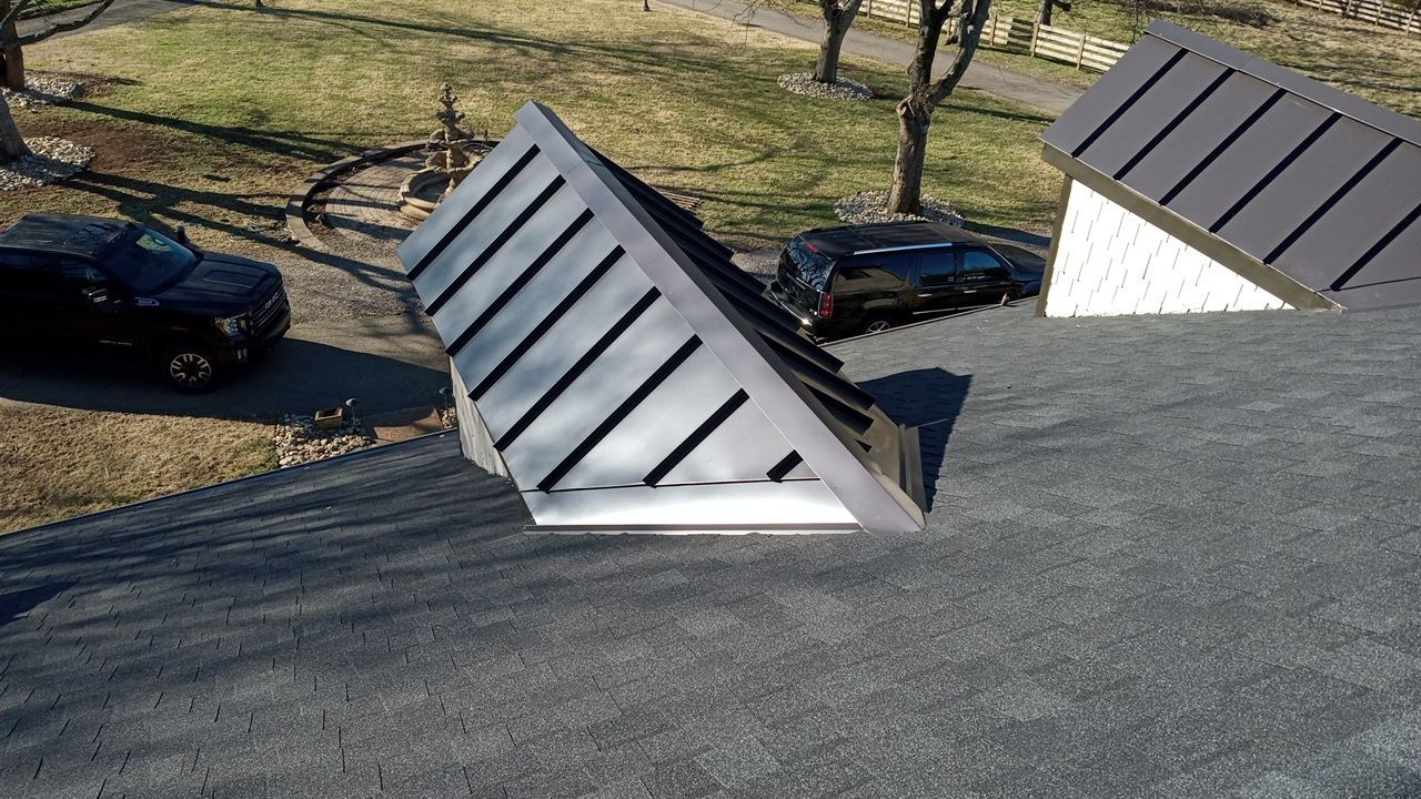 Residential Roofing Installation using Atlas Pinnacle Pristine with Scotchgard Protector by Paragon Roofing
