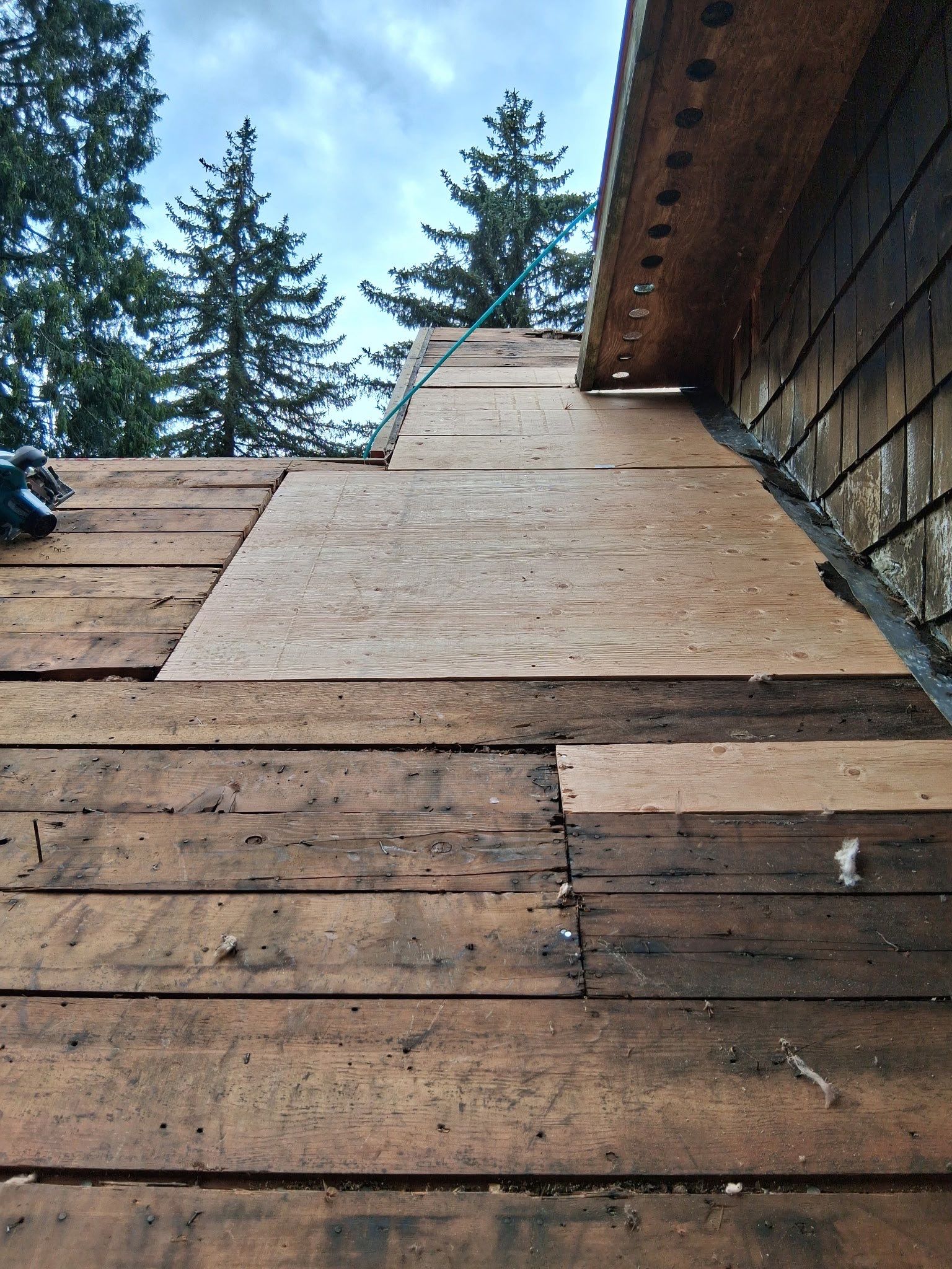 Project in Gresham by Tom Leach Roofing