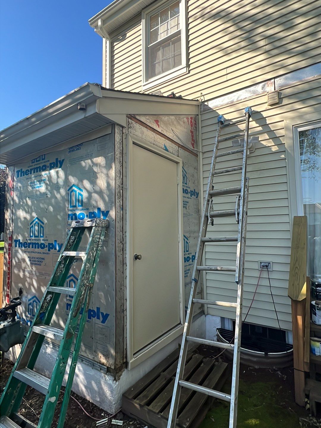 Centreville: CertainTeed Monogram Siding in Sandstone Beige by RM Banning, Inc.