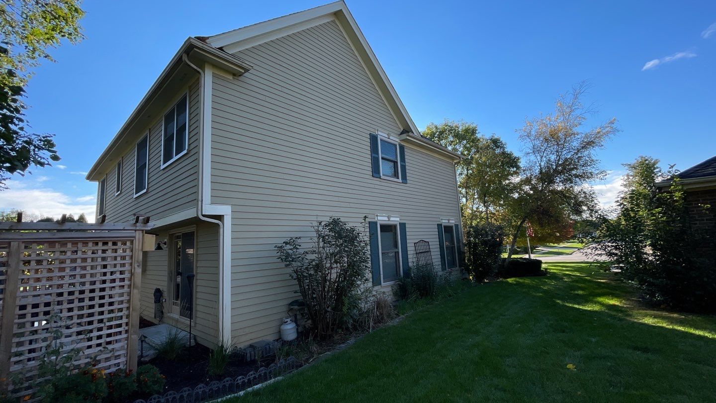 Siding Installation using Alside Charter Oak by Pro Home Services Inc