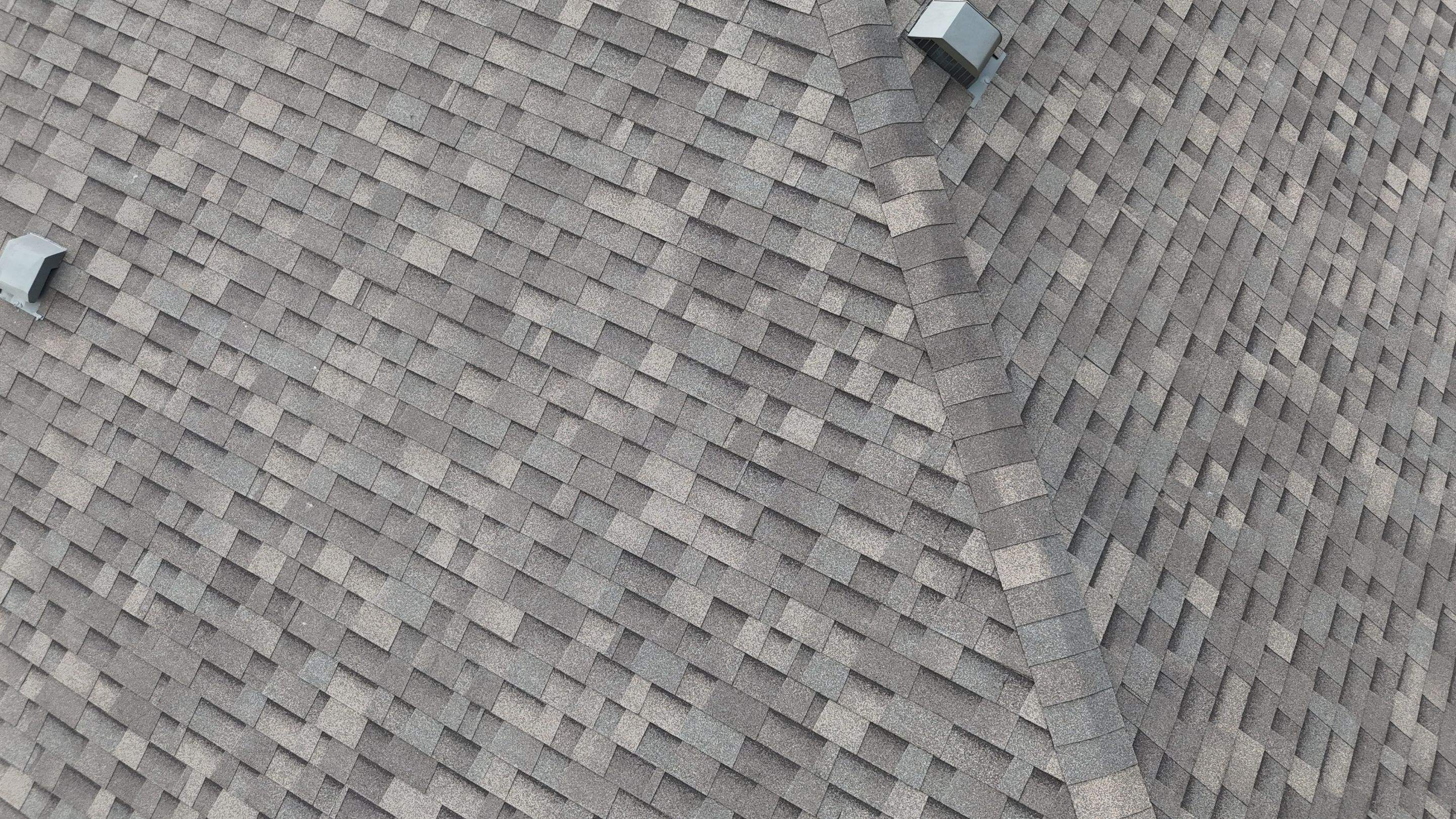 Weathered Wood - Malarkey Vista by RoofsOnly.com