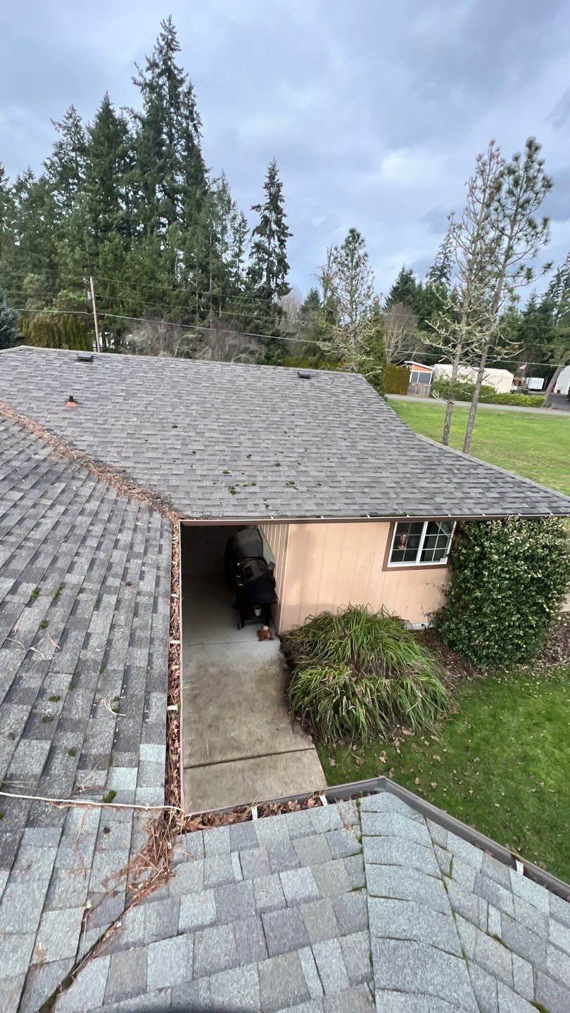 Residential Re-Roof in Lebanon Oregon by Orezona Building & Roofing Company, Inc.
