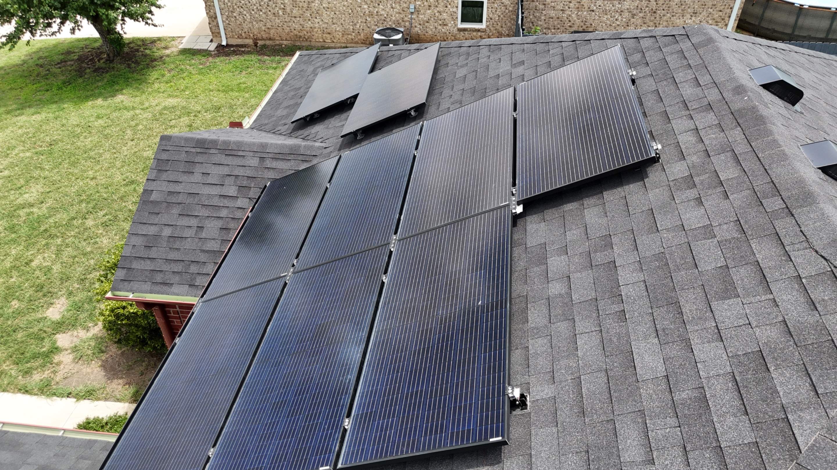 Brilliant Black - Malarkey Vista by RoofsOnly.com