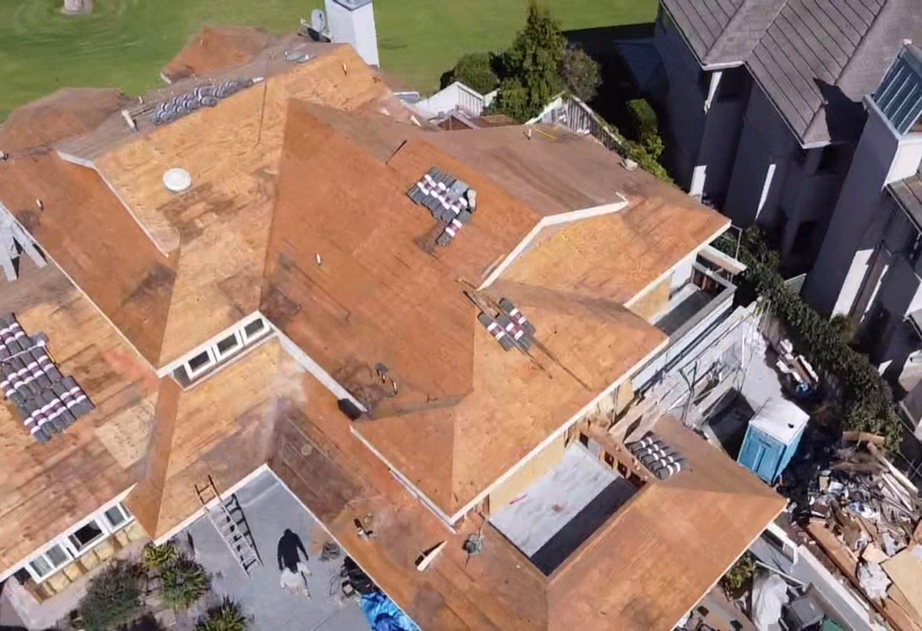 Rancho Santa Fe Tile Roof Installation | Westlake Saxony 900 Blend Charcoal by Zenith Roofing Services