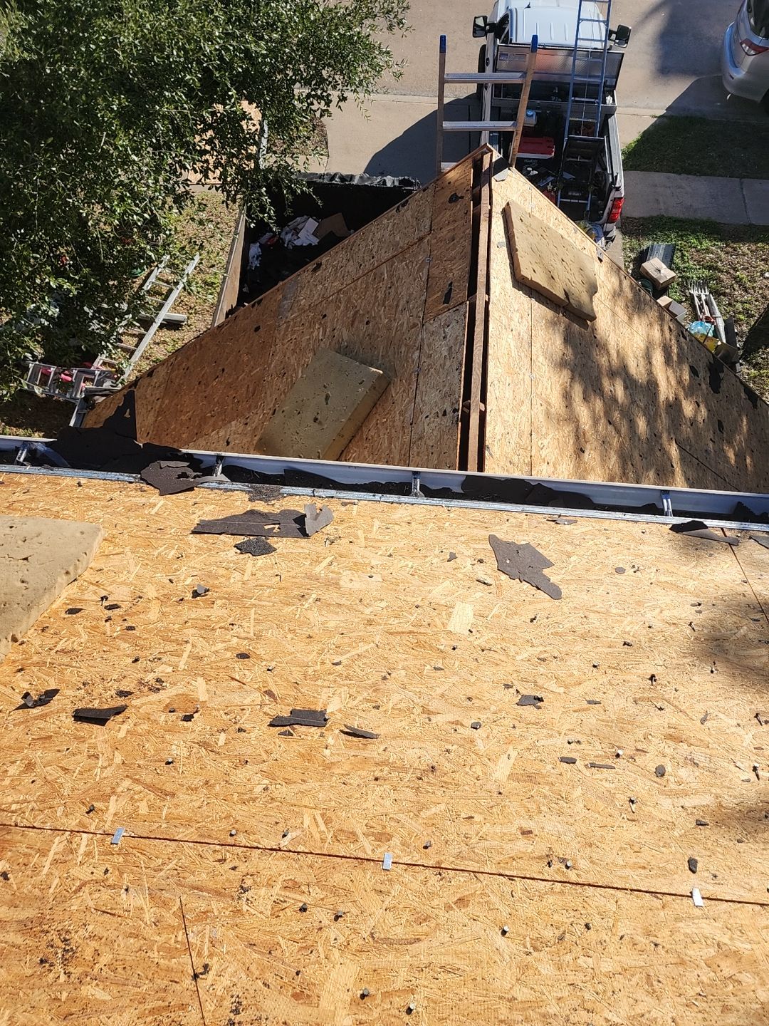 Residential Roofing Installation using Owen's Corning Duration (Lifetime) Shingles by Roof Repair Company