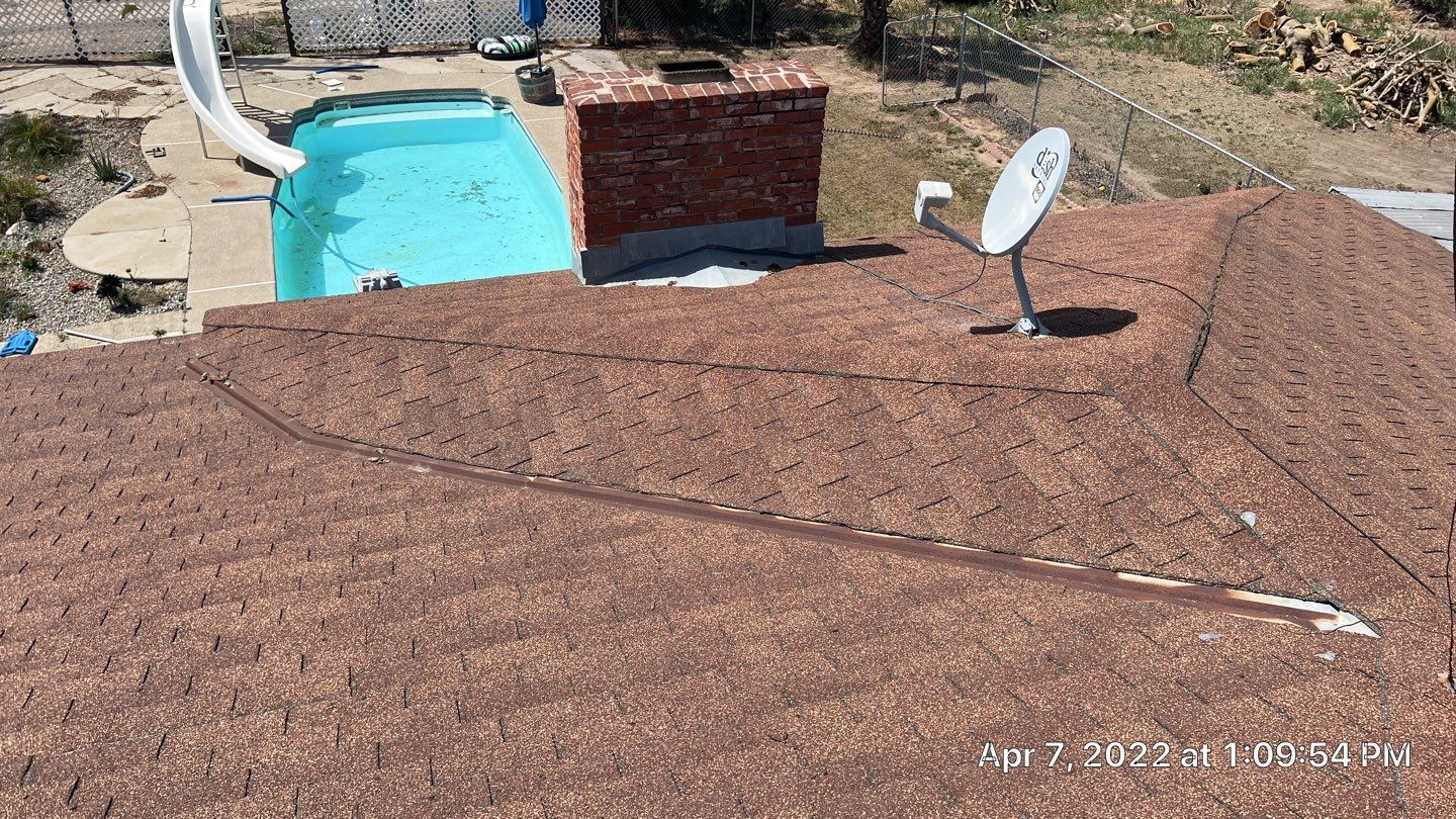 Metal roofing installation using Standing seam metal roofing system by Straight Edge Roofing Inc