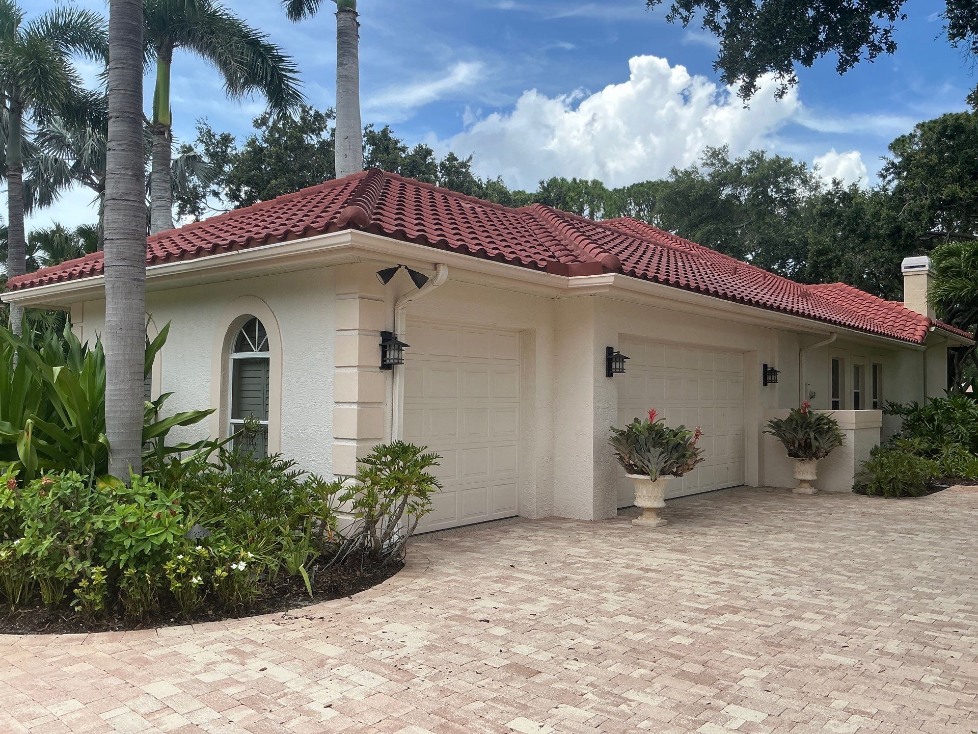 Splash Guard Gutters for Rainy Season Protection in Osprey FL by Gutter Professors