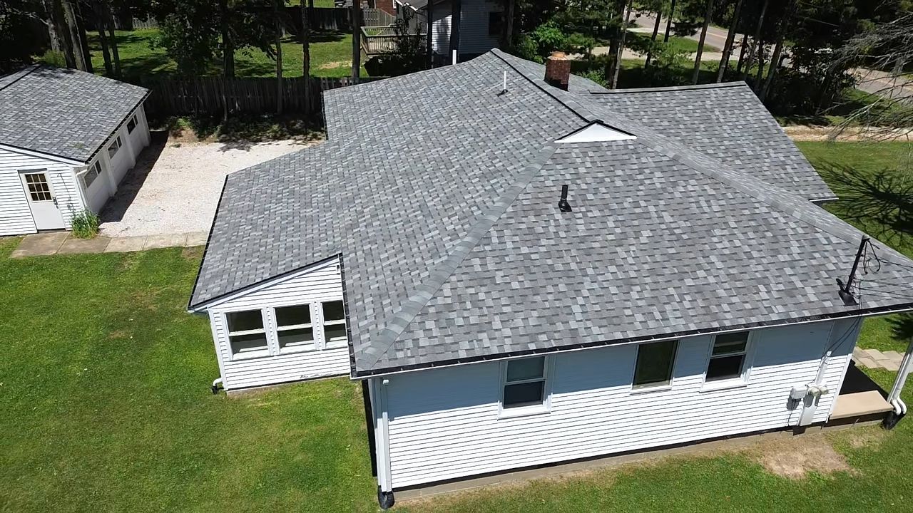 Atlas Pinnacle, Coastal Granite, Drip Edge, Color, Black by Eagle Eye Roofing