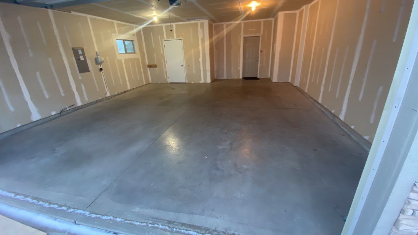 Garage using Domino  by Select Painting, Coatings & Garage Cabinets